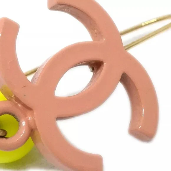 Chanel Dangle Piercing Earrings Pink - Picture 2 of 5